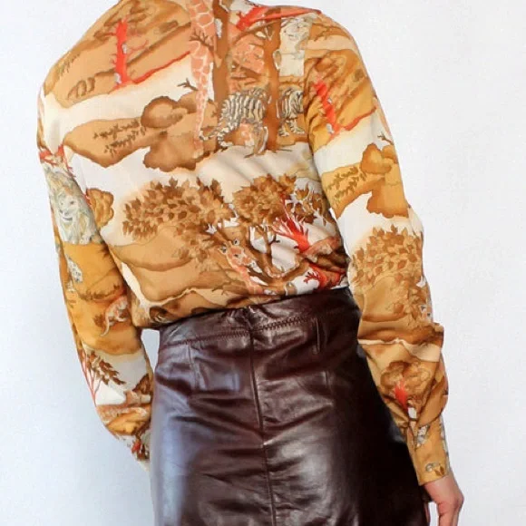 PRICE New GAP Vintage High Waisted Leather Midi Skirt Colour Burgundy Size 8 - Picture 7 of 16